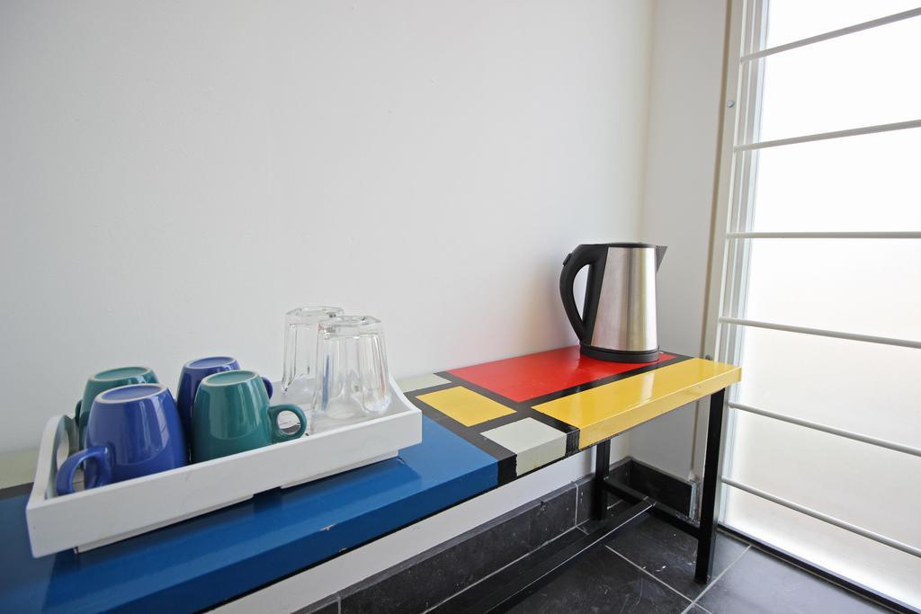 Ground Floor Canal Apartment Amsterdam Eksteriør bilde